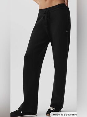 Alo Yoga Scholar Straight Leg Sweatpant Size: 2XL Brand New Black Sealed